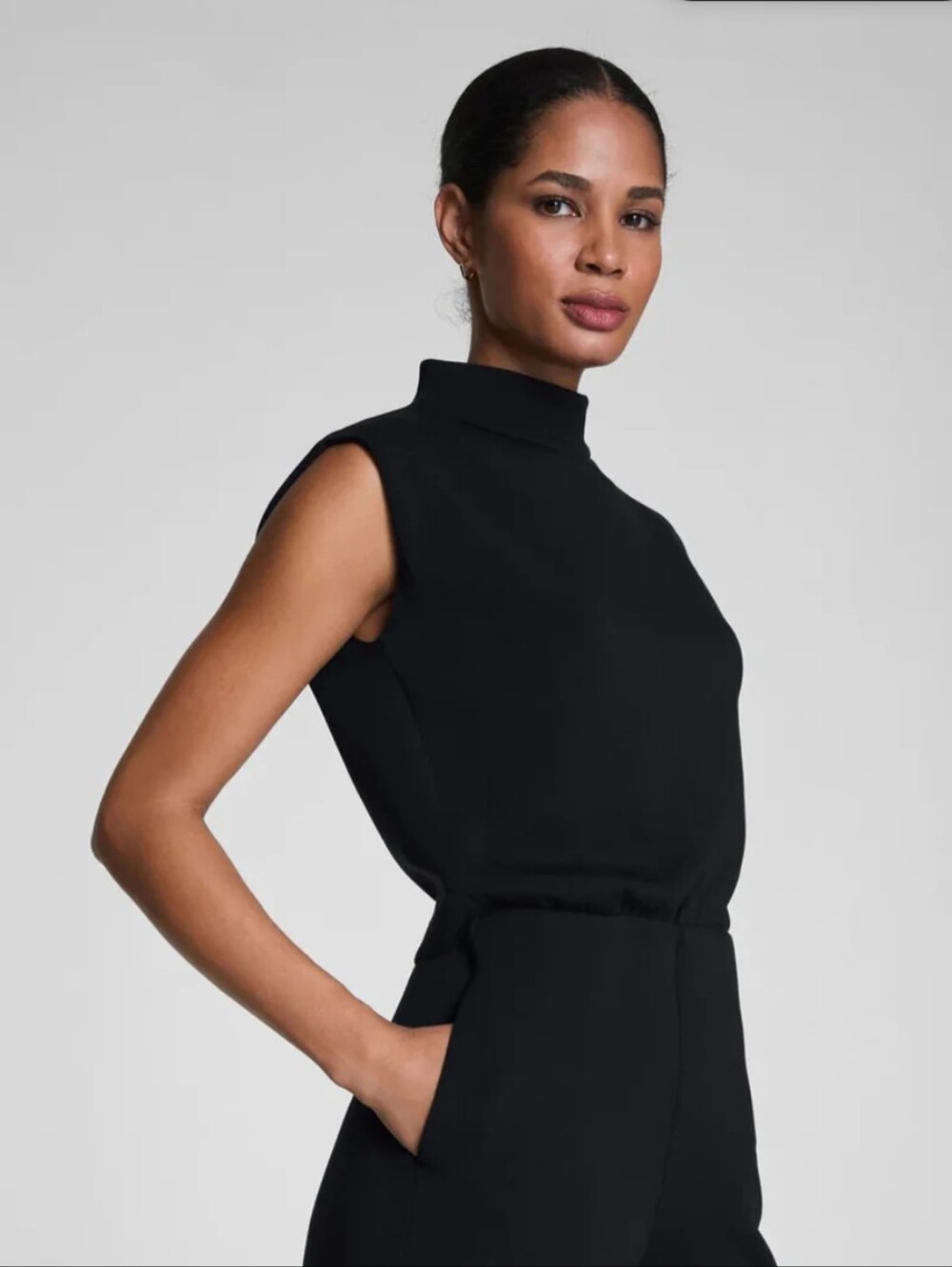 SPANX Black Airessentials Sleeveless Mock Neck Tank Top M